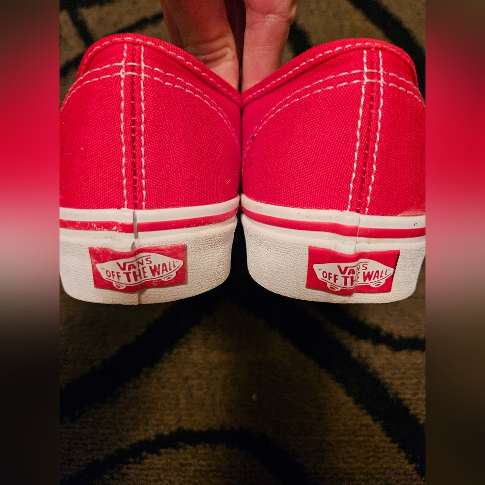 Vans - Picture 3 of 8